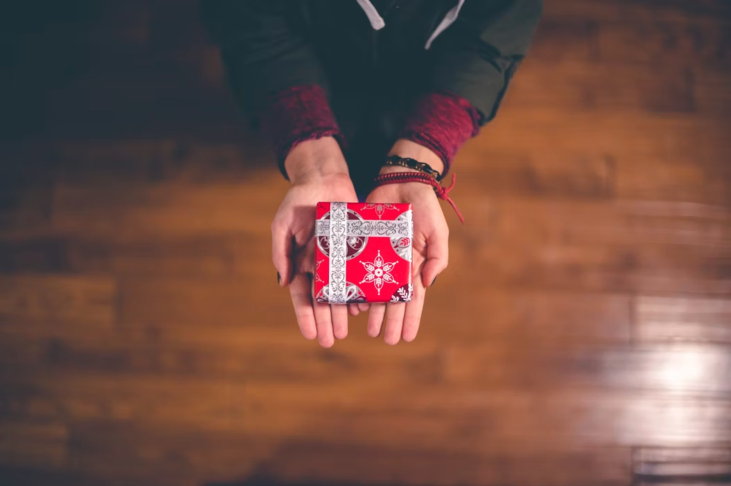 Giving at Christmas