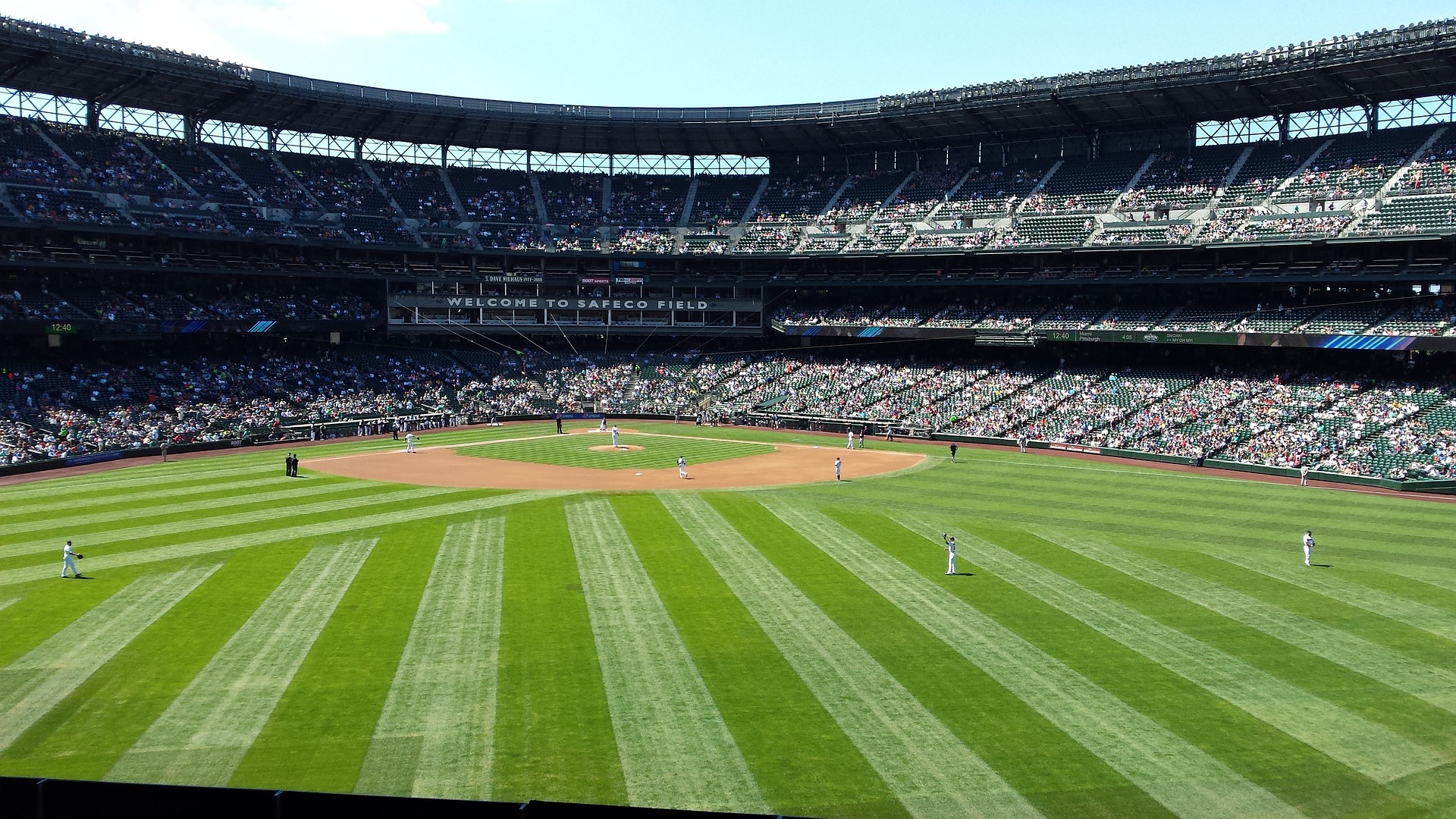 baseball-diamond-995024_1920