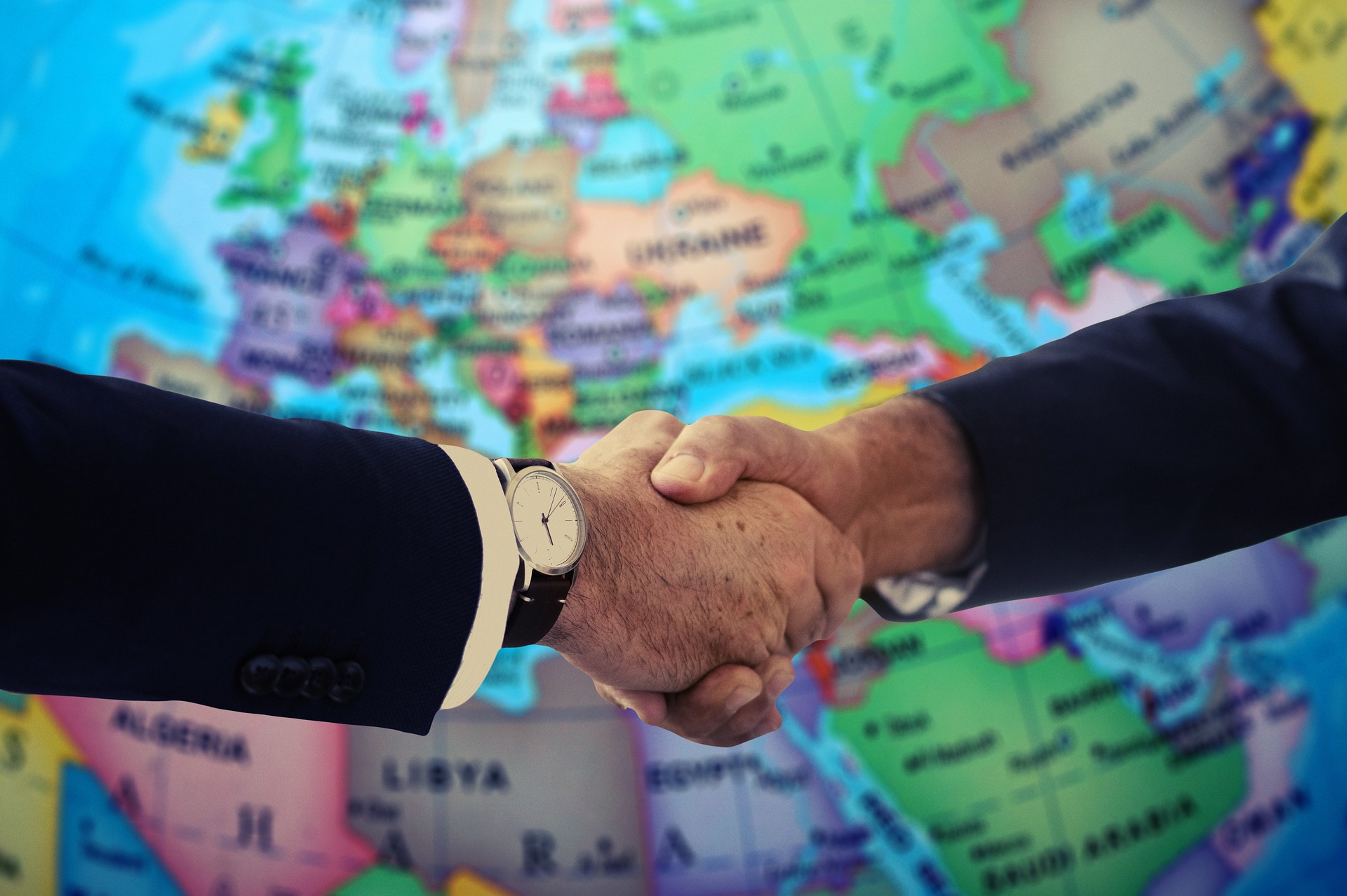 handshake-4229703_1920