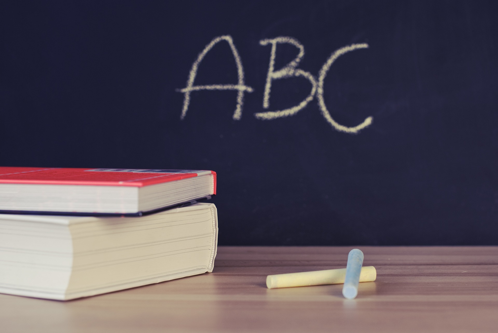 school-926213_1920